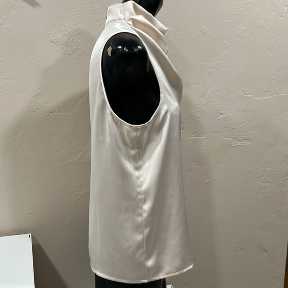 Rachel Zoe cream satin sleeveless gathered collar size woman’s small blouse - Picture 5 of 7